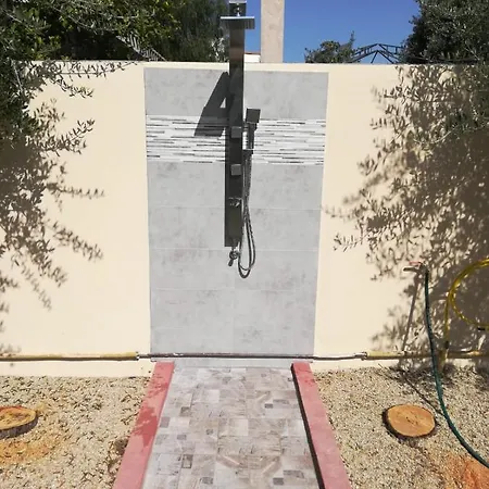 Nora Bed & Breakfast 4*